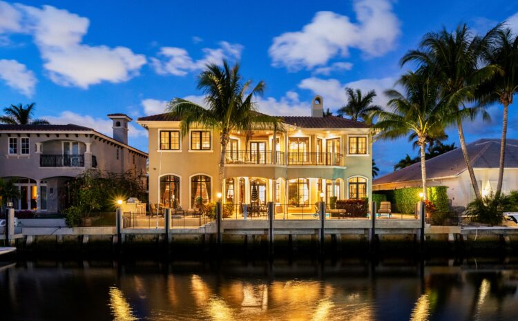 Average Cost of Homeowners Insurance in Florida (2025)